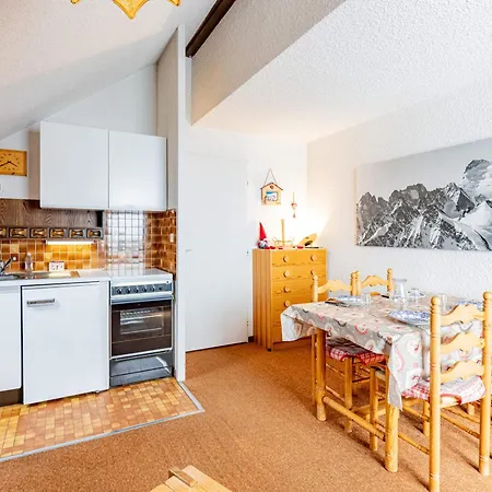 : T2/3 Avec Balcon, 6 Pers, Proche Centre - Fr-1-807-14 * Saint-François-Longchamp